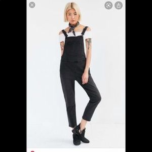 BDG black slouchy overalls